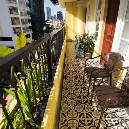 Khmer Surin Boutique Guesthouse Phnom Penh Esterno foto