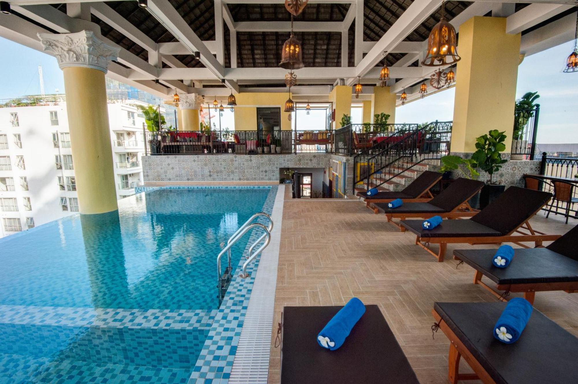 Khmer Surin Boutique Guesthouse Phnom Penh Esterno foto