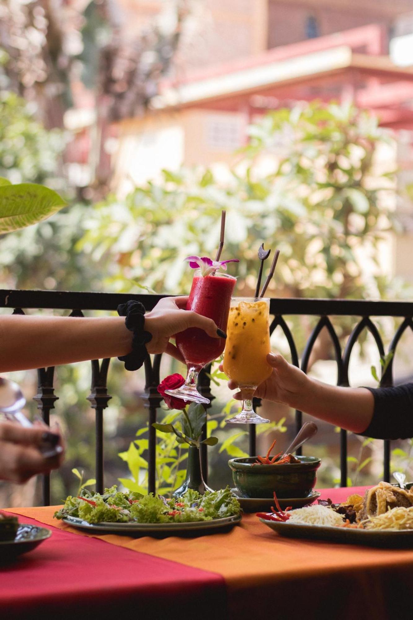 Khmer Surin Boutique Guesthouse Phnom Penh Esterno foto